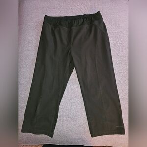 Khaki Green Capri Leggings